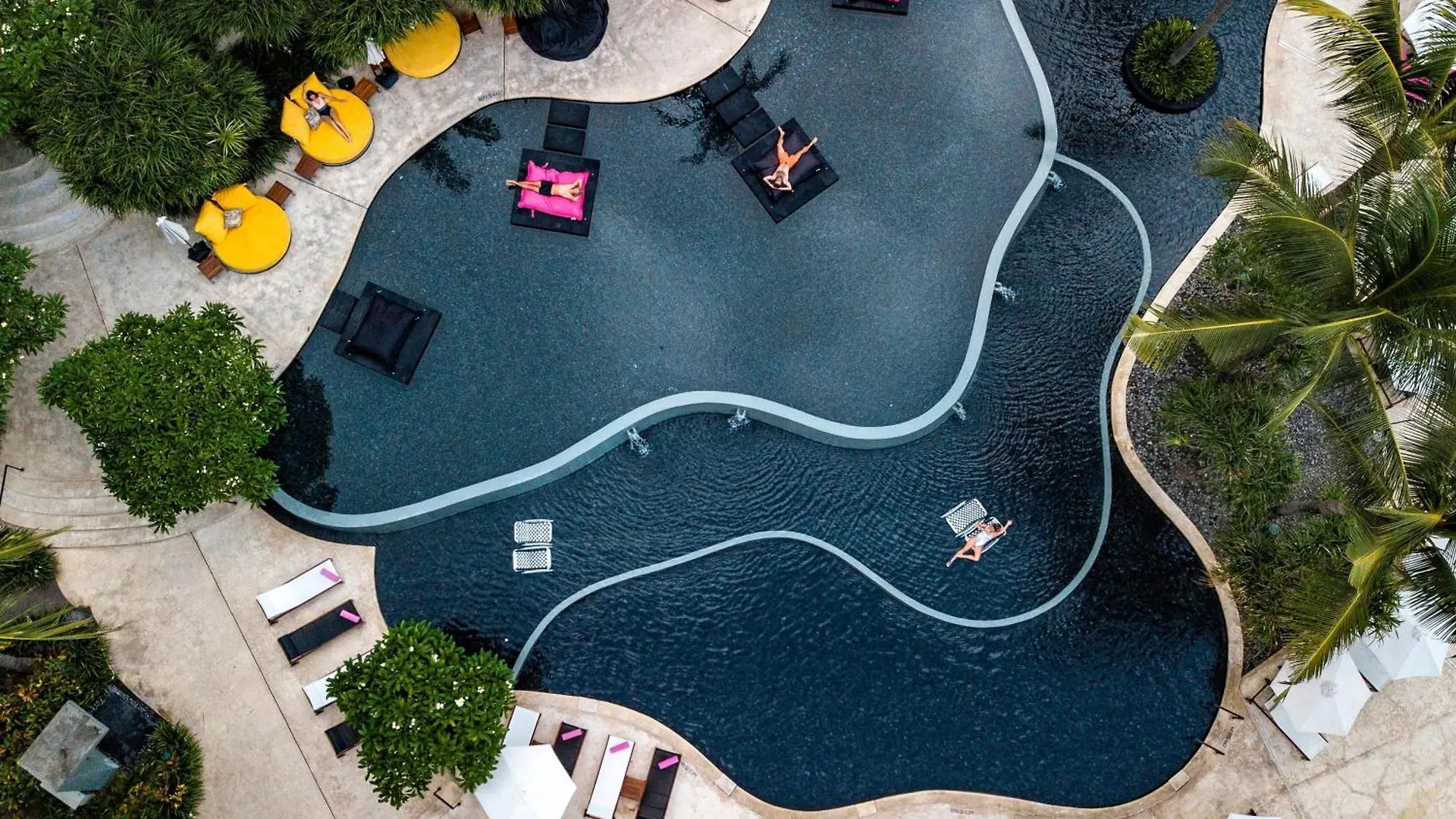 Курортный комплекс Отель W Bali - Seminyak