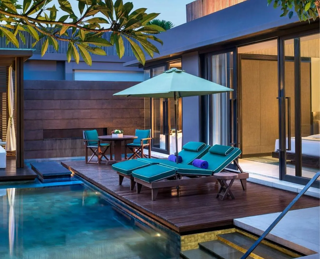 Отель W Bali - Seminyak Семиньяк